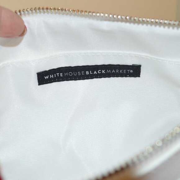 NWT White House Black Market White Flat Clutch Wristlet Purple/Blue Floral - Picture 5 of 6